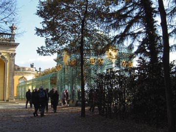 Souci_Eingang.jpg